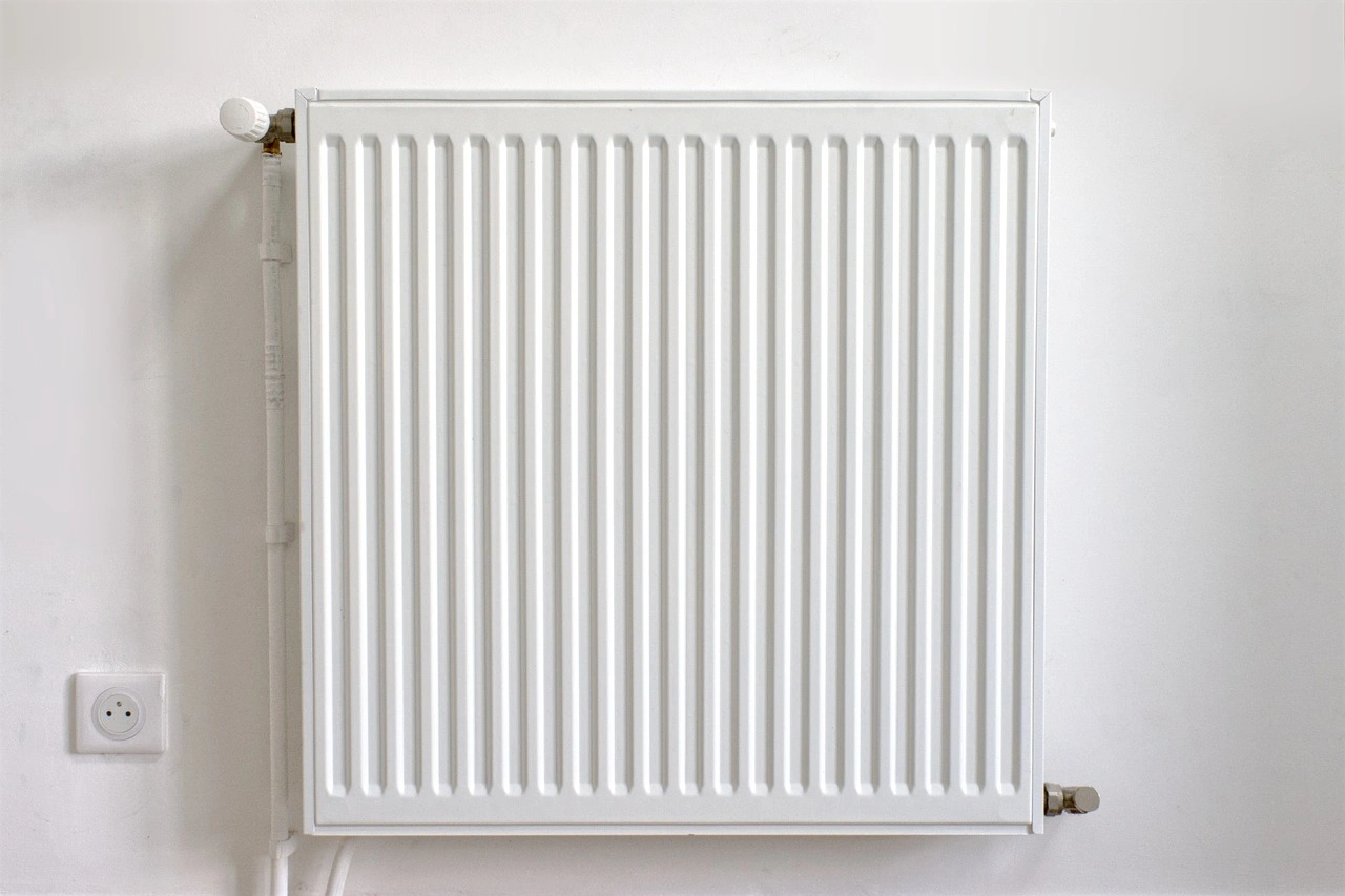 Батарея у домі 4